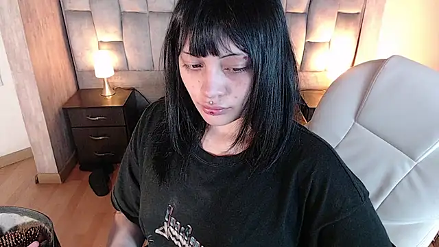 honney dark online show from February 20, 2026, 11:32 am