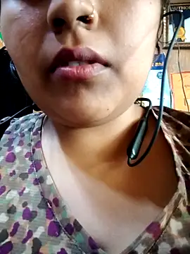 Snapshot of Love-Veronica chatting on February 8, 2026, 8:18 am Love-Veronica online show from February 8, 2026, 8:18 am