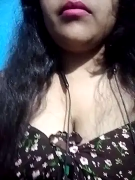 Snapshot of Love-Veronica chatting on February 18, 2026, 5:53 pm Love-Veronica online show from February 18, 2026, 5:53 pm