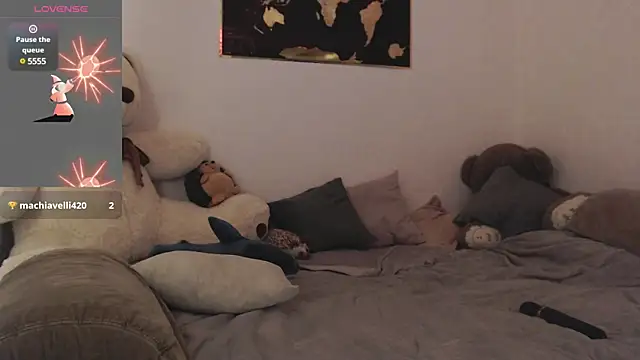 juicy mystery online show from February 27, 2025, 8:53 pm