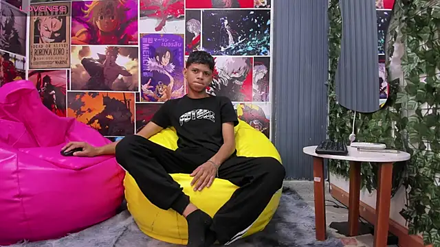 Snapshot of Jeffry_wolvess chatting on January 12, 2025, 12:12 pm Jeffry wolvess online show from January 12, 2025, 12:12 pm