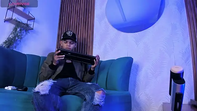 Snapshot of Jeffry_wolvess chatting on February 12, 2026, 12:00 pm Jeffry wolvess online show from February 12, 2026, 12:00 pm