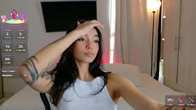 AnabelWolf online show from September 22, 2025, 5:15 pm