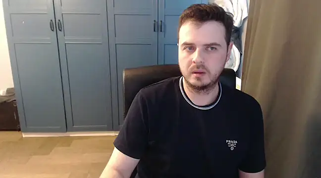 CuteMan33 online show from March 6, 2025, 1:03 pm