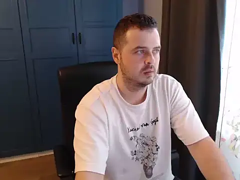 CuteMan33 online show from September 12, 2025, 3:01 pm