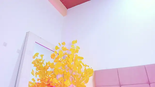 HaleyAmaya online show from February 12, 2026, 12:05 am