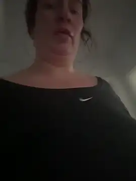 Engel mia online show from February 20, 2026, 2:06 pm