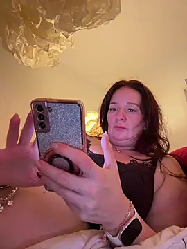 Engel mia online show from February 23, 2026, 9:56 pm