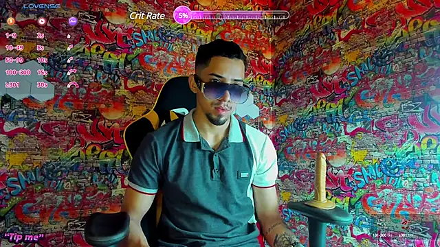 Snapshot of The_zeus_boy chatting on December 11, 2024, 2:09 am The zeus boy online show from December 11, 2024, 2:09 am