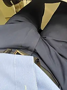 Snapshot of bananadick____ chatting on February 3, 2025, 11:09 am bananadick online show from February 3, 2025, 11:09 am