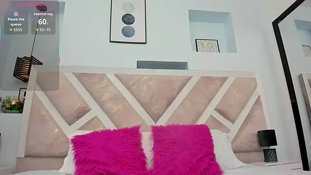 hotmature1 online show from February 11, 2026, 12:32 pm