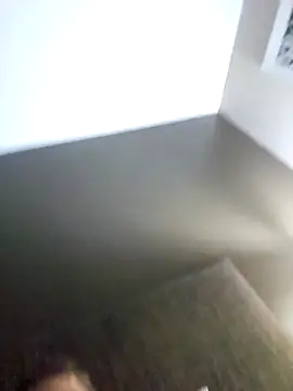 Snapshot of tileguyyy chatting on December 23, 2025, 4:10 am tileguyyy online show from December 23, 2025, 4:10 am