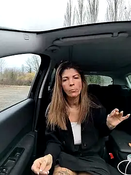 Snapshot of sansan2411 chatting on February 6, 2026, 12:19 pm sansan2411 online show from February 6, 2026, 12:19 pm