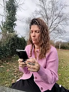 Snapshot of sansan2411 chatting on February 21, 2026, 1:01 pm sansan2411 online show from February 21, 2026, 1:01 pm