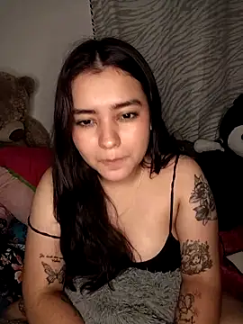 Snapshot of Ema_kraus chatting on March 18, 2025, 9:52 am Ema kraus online show from March 18, 2025, 9:52 am