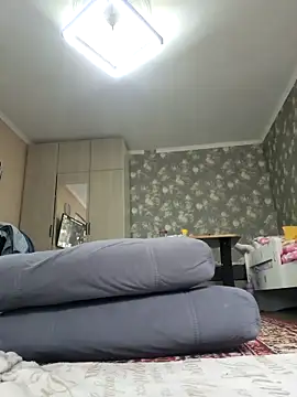 Snapshot of _Miss_Vanilla_ chatting on October 9, 2025, 7:17 am Miss Vanilla online show from October 9, 2025, 7:17 am