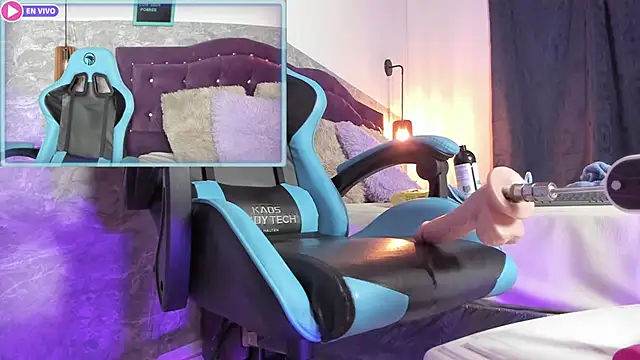 Little lili19 online show from January 23, 2025, 12:14 am