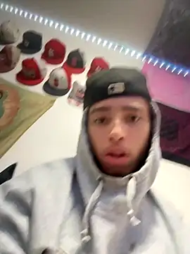 qbaby96 online show from November 20, 2025, 6:51 pm