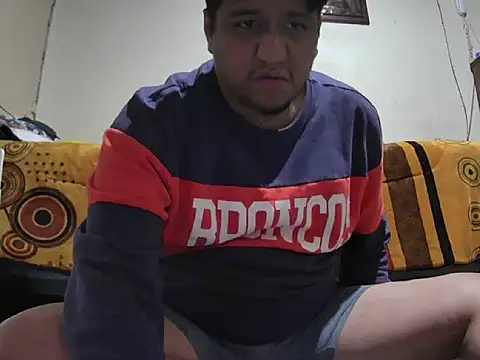 manolo666hot online show from December 4, 2025, 5:54 pm