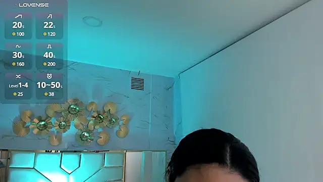 stefany duque1  online show from March 19, 2025, 3:20 am