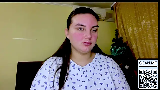 Snapshot of Dreamyblushfairy chatting on February 6, 2026, 3:33 am Dreamyblushfairy online show from February 6, 2026, 3:33 am