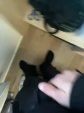 rominoucoquin online show from January 9, 2025, 3:12 pm