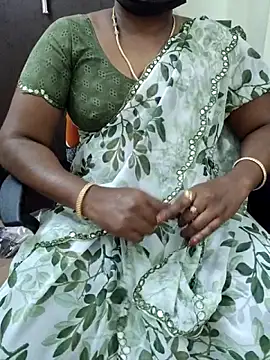 Snapshot of Tamil_roja69 chatting on February 3, 2026, 2:00 pm Tamil roja69 online show from February 3, 2026, 2:00 pm