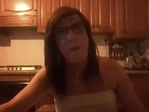 Tiabet online show from March 5, 2026, 9:00 pm