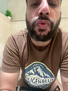 skyisthelimit12 online show from January 2, 2025, 1:40 pm