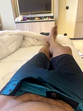 skyisthelimit12 online show from October 26, 2025, 6:08 am