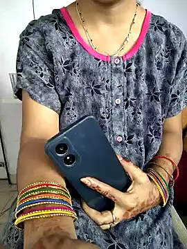 Snapshot of lovelygirl4567 chatting on January 16, 2026, 5:55 am lovelygirl4567 online show from January 16, 2026, 5:55 am