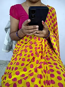 Snapshot of lovelygirl4567 chatting on February 26, 2026, 5:17 am lovelygirl4567 online show from February 26, 2026, 5:17 am