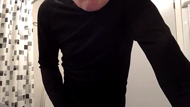 Snapshot of Parleg2 chatting on March 4, 2026, 7:09 pm Parleg2 online show from March 4, 2026, 7:09 pm