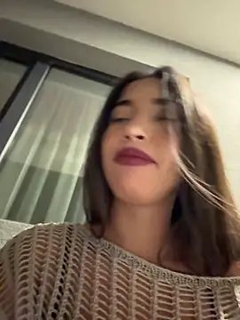 miaceleste online show from September 18, 2025, 11:40 pm