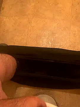 Snapshot of balint35 chatting on October 5, 2025, 5:50 am balint35 online show from October 5, 2025, 5:50 am