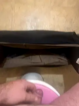 Snapshot of balint35 chatting on November 18, 2025, 4:55 pm balint35 online show from November 18, 2025, 4:55 pm