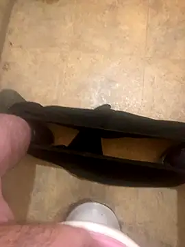 Snapshot of balint35 chatting on November 21, 2025, 8:40 pm balint35 online show from November 21, 2025, 8:40 pm