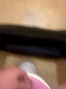 Snapshot of balint35 chatting on November 30, 2025, 8:13 pm balint35 online show from November 30, 2025, 8:13 pm