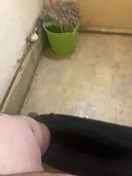 Snapshot of balint35 chatting on February 10, 2026, 7:56 am balint35 online show from February 10, 2026, 7:56 am