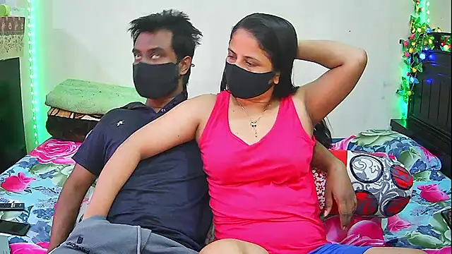 Hot Nila online show from February 16, 2026, 4:41 am