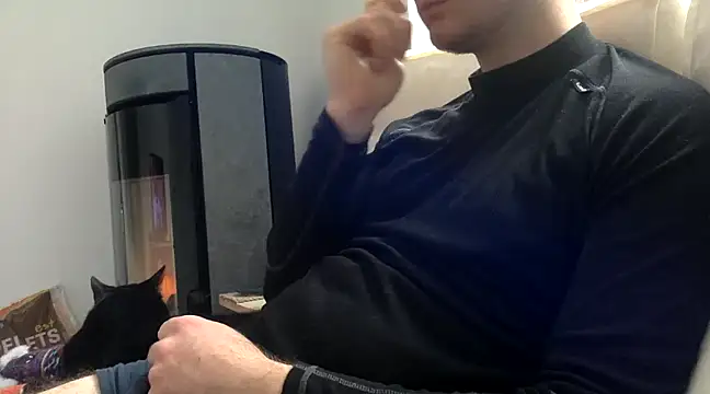 Snapshot of coquin5995 chatting on February 16, 2025, 8:21 am coquin5995 online show from February 16, 2025, 8:21 am