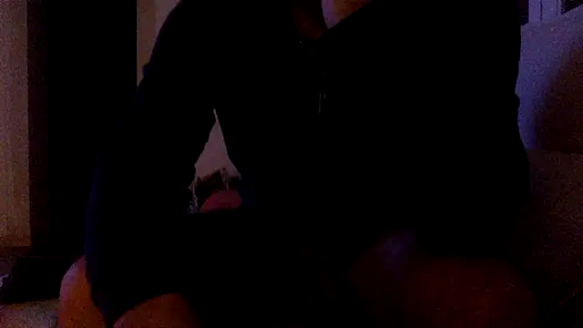 Snapshot of coquin5995 chatting on March 14, 2025, 9:32 pm coquin5995 online show from March 14, 2025, 9:32 pm