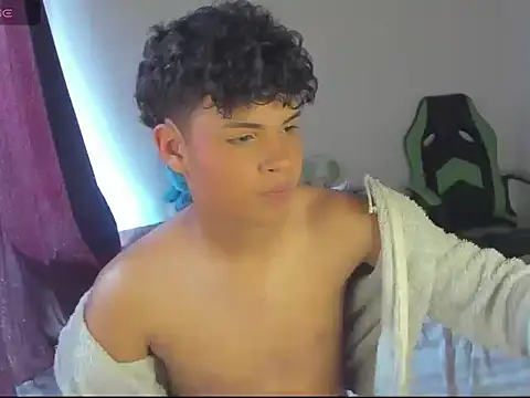 Snapshot of dani_angels__ chatting on January 20, 2025, 7:57 pm dani angels online show from January 20, 2025, 7:57 pm