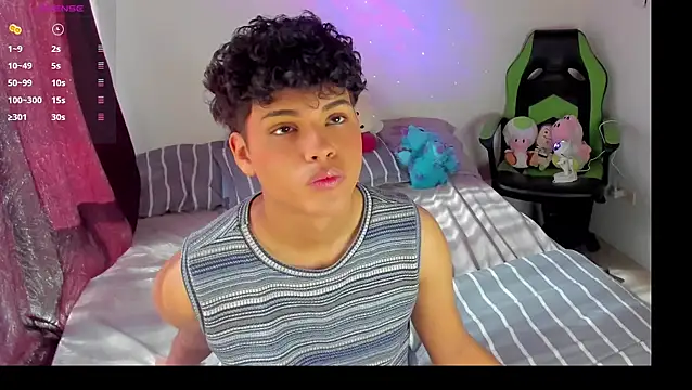 Snapshot of dani_angels__ chatting on February 9, 2025, 8:13 pm dani angels online show from February 9, 2025, 8:13 pm