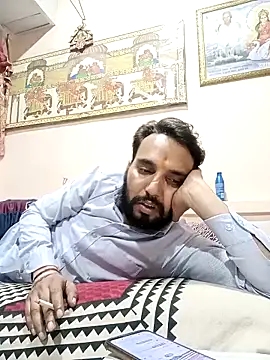 Snapshot of Rajasthani-boy chatting on March 1, 2025, 2:34 pm Rajasthani-boy online show from March 1, 2025, 2:34 pm