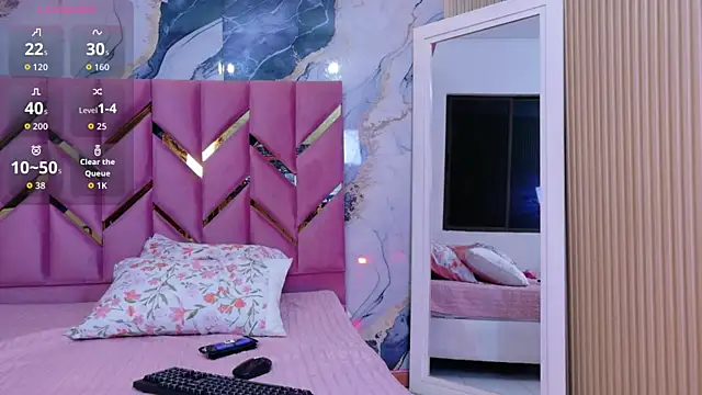 Snapshot of hotiergirl chatting on February 18, 2026, 12:34 pm hotiergirl online show from February 18, 2026, 12:34 pm