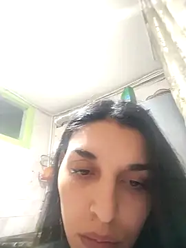 Rosanna Rennie online show from March 18, 2025, 4:37 pm