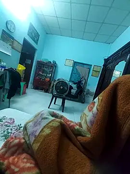 KisSsu online show from February 13, 2026, 3:30 pm