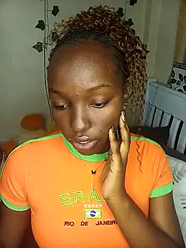 Vprettieeer online show from March 4, 2025, 4:38 am