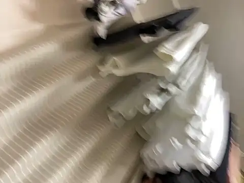 Snapshot of riri_riri_jp chatting on October 26, 2025, 3:29 pm riri riri jp online show from October 26, 2025, 3:29 pm